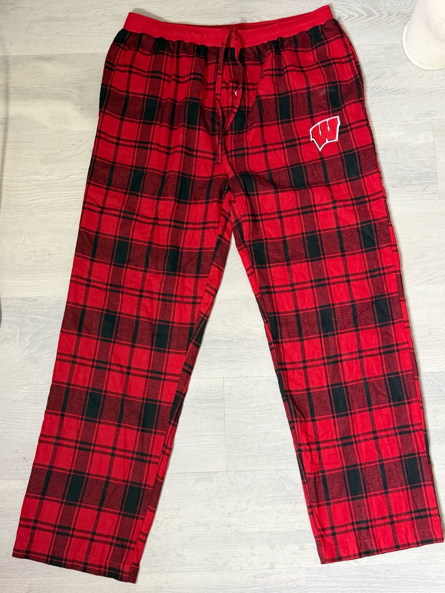 Sideline Apparel Wisconsin Badgers Sleep Pants Size XL/XG Red Plaid 2