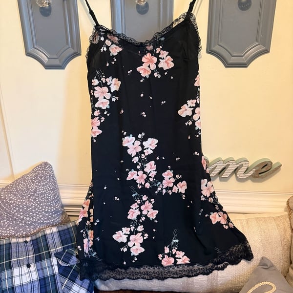New Look Floral Slip Dress Size M Black Pink Cherry Blossom Lace Trim