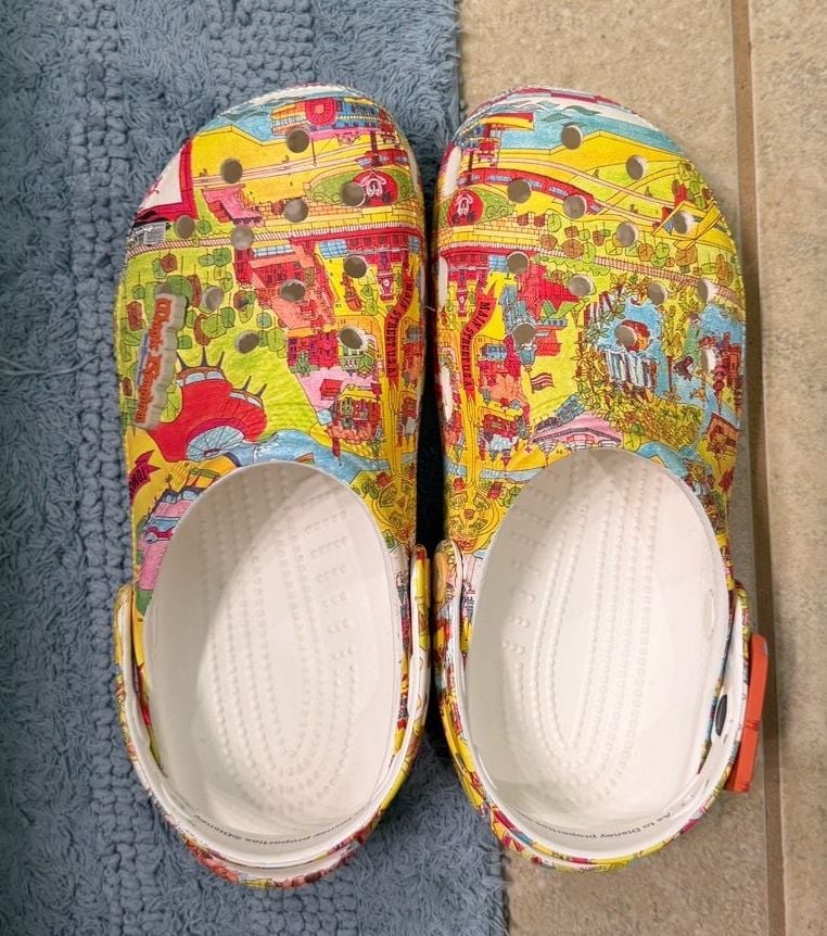 Crocs Walt Disney World Map Clogs Size M6 W8 2