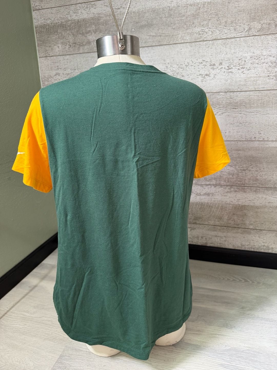 Nike Green Bay Packers T-Shirt Size M Green Gold NFL 4