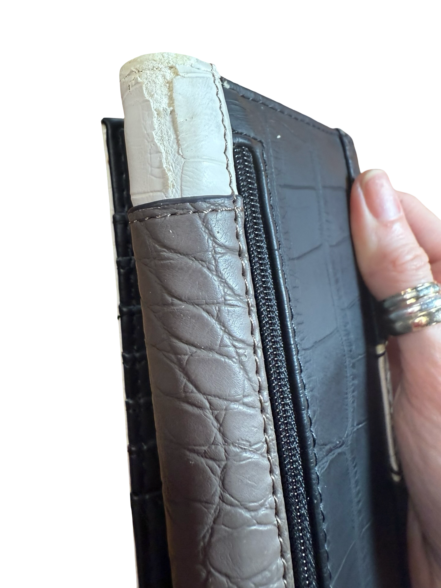 100% NEW w/Tags Guess JEANELLE SLG Medium Wallet--White 13