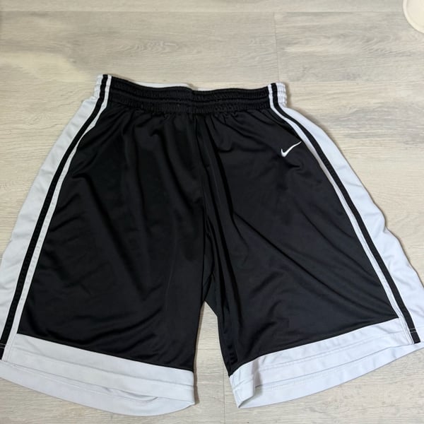 Nike Basketball Shorts Size XXL Black White Athletic Striped