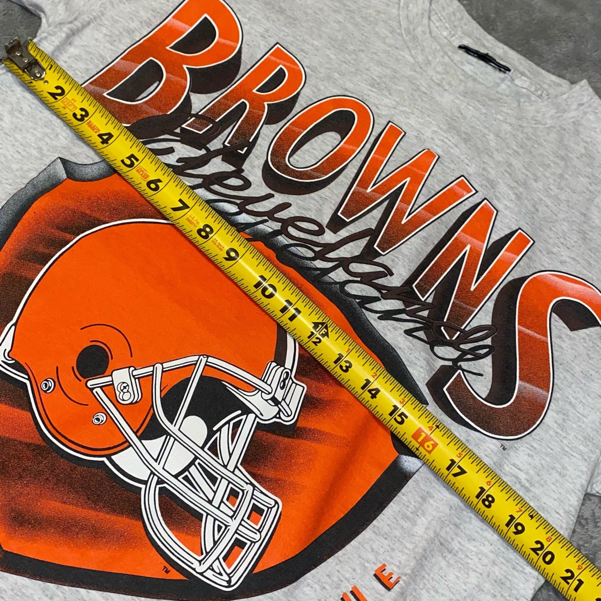 Magic Johnson T's Cleveland Browns T-Shirt Large Gray Vintage 1994 NFL 4