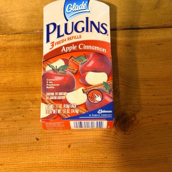 Glade PlugIns Air Freshener Refills Apple Cinnamon 3 Count