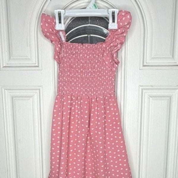 Girls Pink Smocked Short Sleeve Dress Size 4T Pink White Hearts