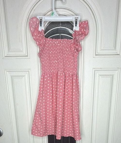 Girls Pink Smocked Short Sleeve Dress Size 4T Pink White Hearts 5