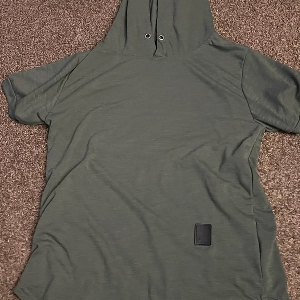 Manfinity Hooded T-Shirt Size S Olive Green Short Sleeve