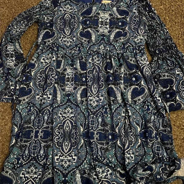 Speechless Dress Size 14 Blue Paisley Bell Sleeve Tunic