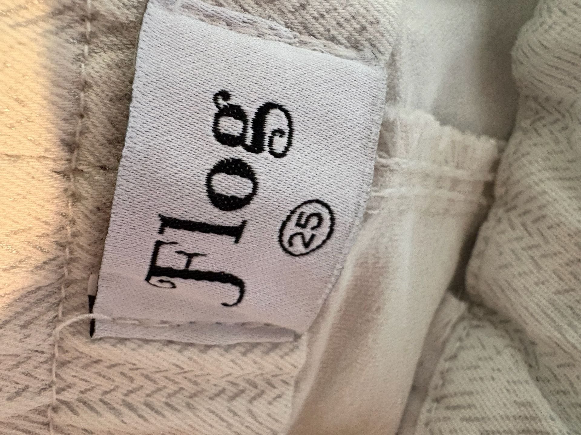FLOG Drawstring Pants White 8