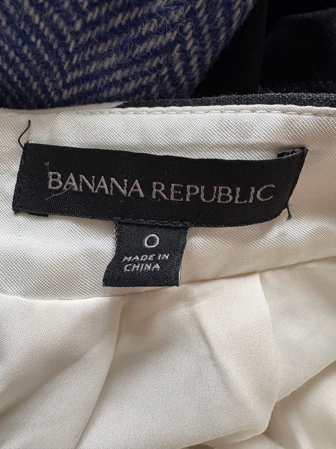 Banana Republic Pleated Skirt Size 0 White Black Abstract Print A-Line 6