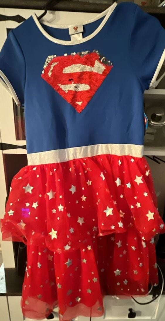Supergirl Cosplay Dress kids Size XL/XG (14-16) Sequin Tutu with Cape 2