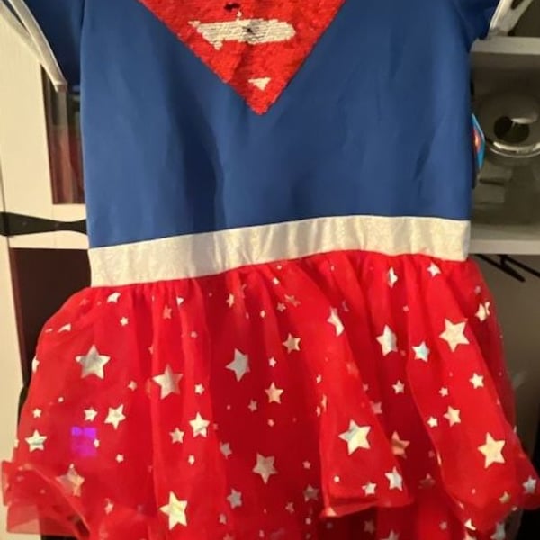 Supergirl Cosplay Dress kids Size XL/XG (14-16) Sequin Tutu with Cape