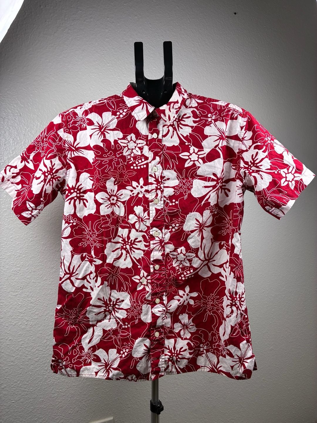 Cherokee Hawaiian Button Down Shirt Size XL 14/16 Red White Floral Aloha 2