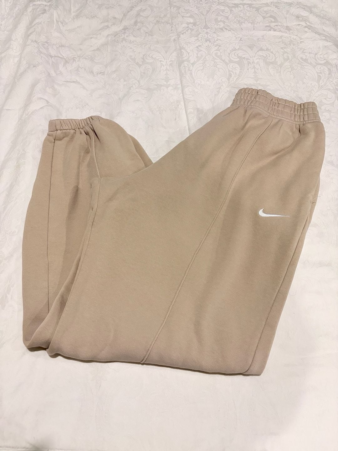 Men’s Nike Sweatpants Beige Joggers 7