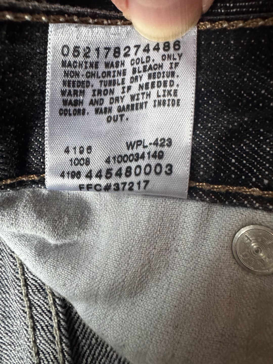 VINTAGE ‘00s Y2K-Era Levi's 33” x 30” SilverTab Black SLIM JEANS DENIM PANTS 8