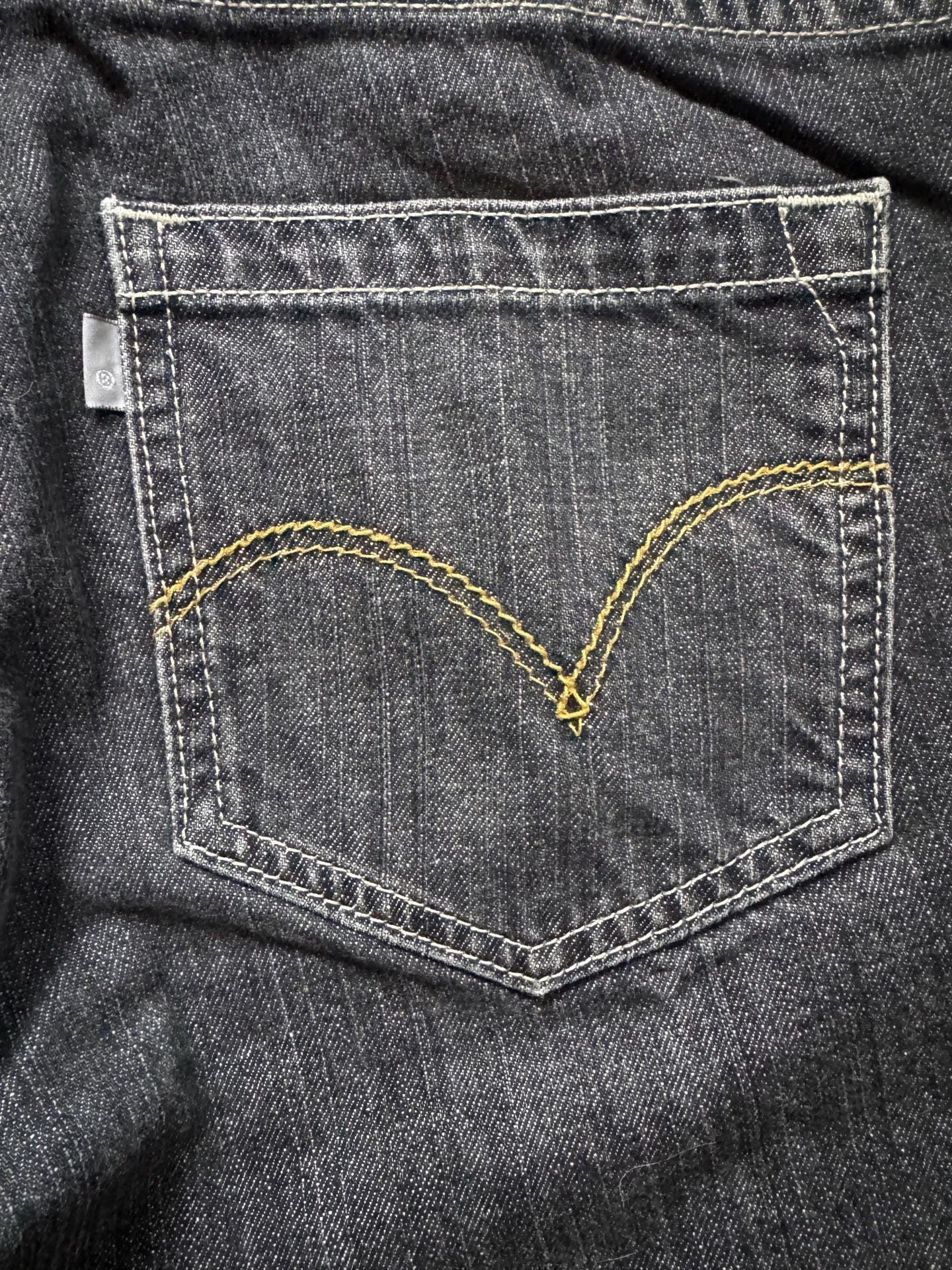 VINTAGE ‘00s Y2K-Era Levi's 33” x 30” SilverTab Black SLIM JEANS DENIM PANTS 9