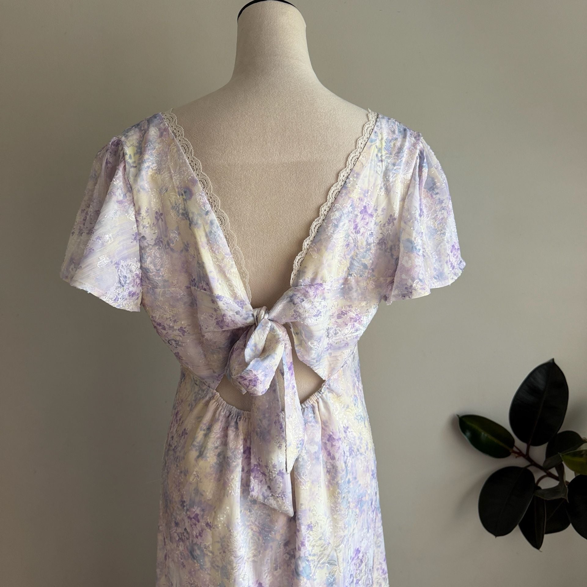 Storia Fairy Romantic Floral Midi Dress Purple Lace Tie Back 7