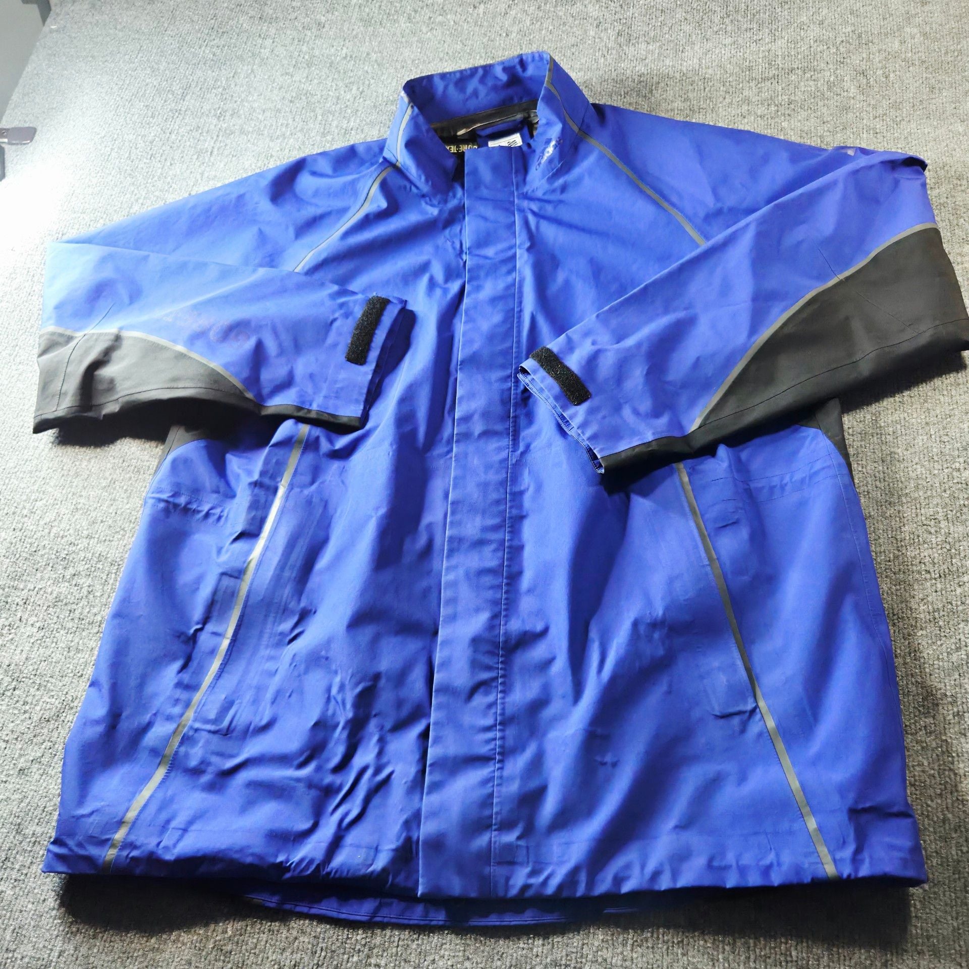 Adidas Rain Jacket Size XL Blue Black Gore-Tex Waterproof 2