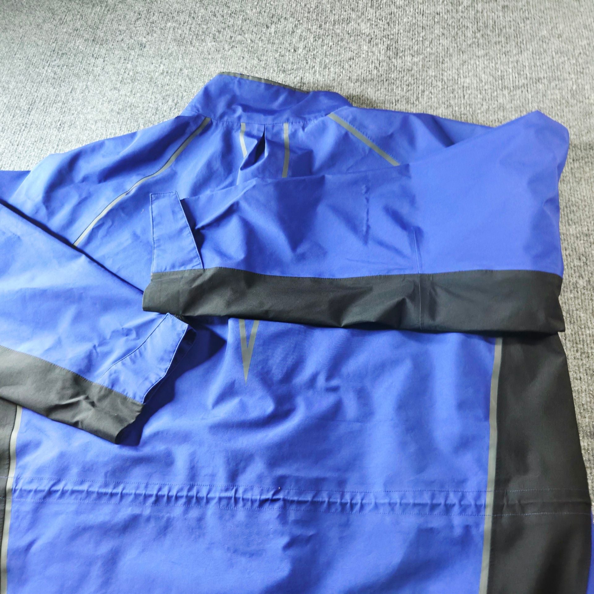 Adidas Rain Jacket Size XL Blue Black Gore-Tex Waterproof 7