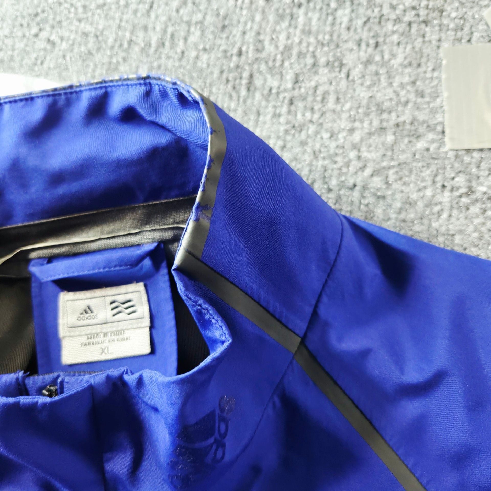 Adidas Rain Jacket Size XL Blue Black Gore-Tex Waterproof 13