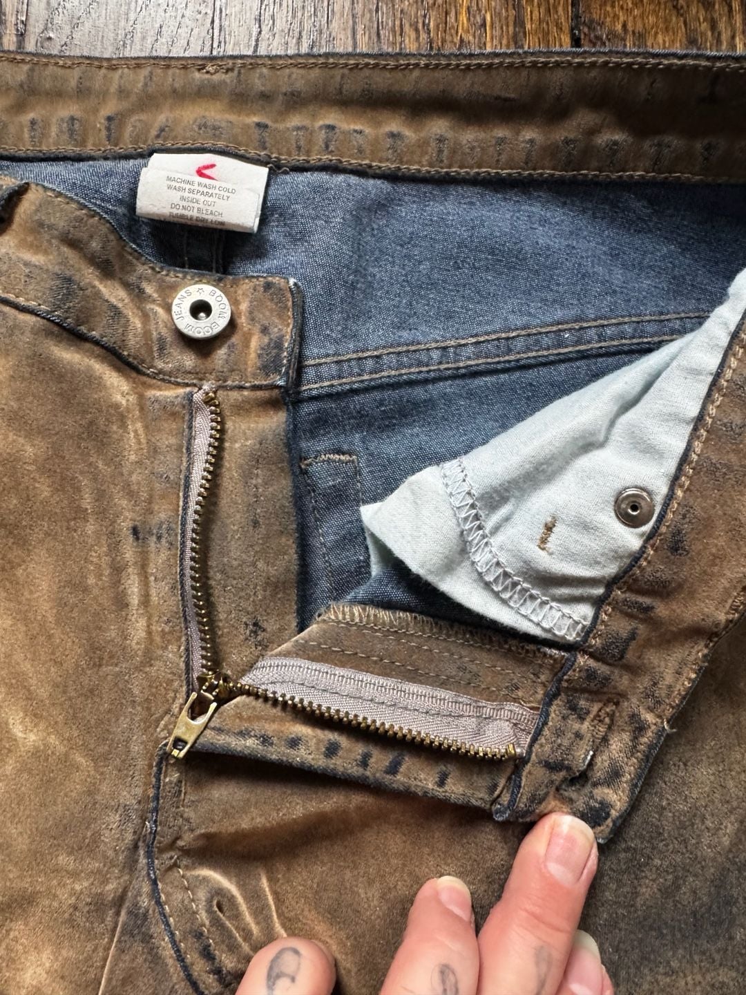 VINTAGE ‘00s Y2K-Era Boom Boom Jeanswear Tan Brown Velour-Like Flare Pants 9/10 9