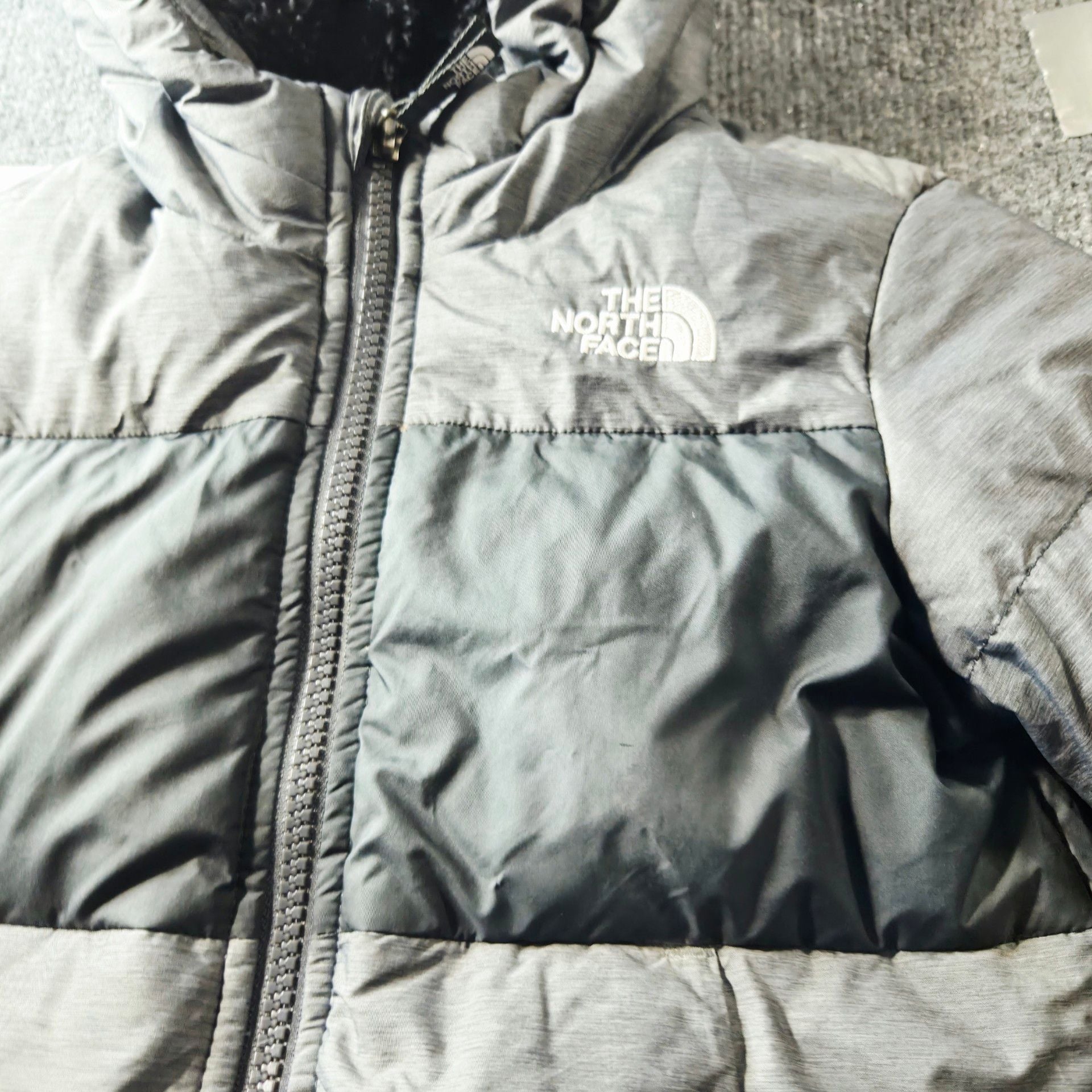 The North Face Moondoggy 550 Down Jacket Size 4T/4B Gray 11