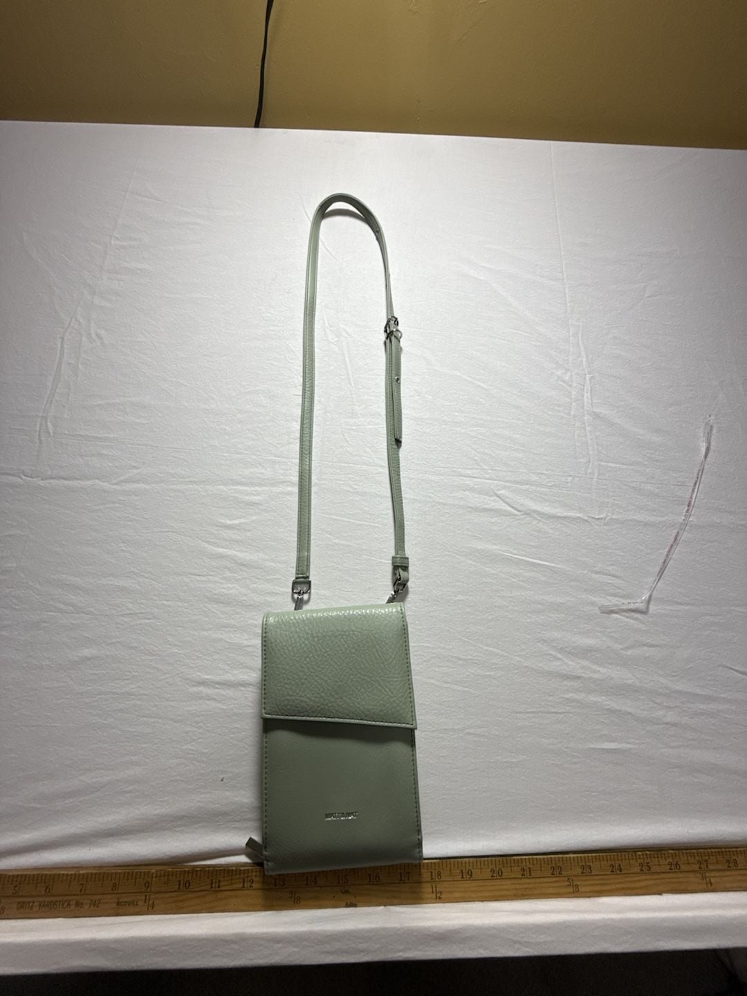 Matt & Nat Crossbody Bag Phone Holder Green Vegan Leather 2