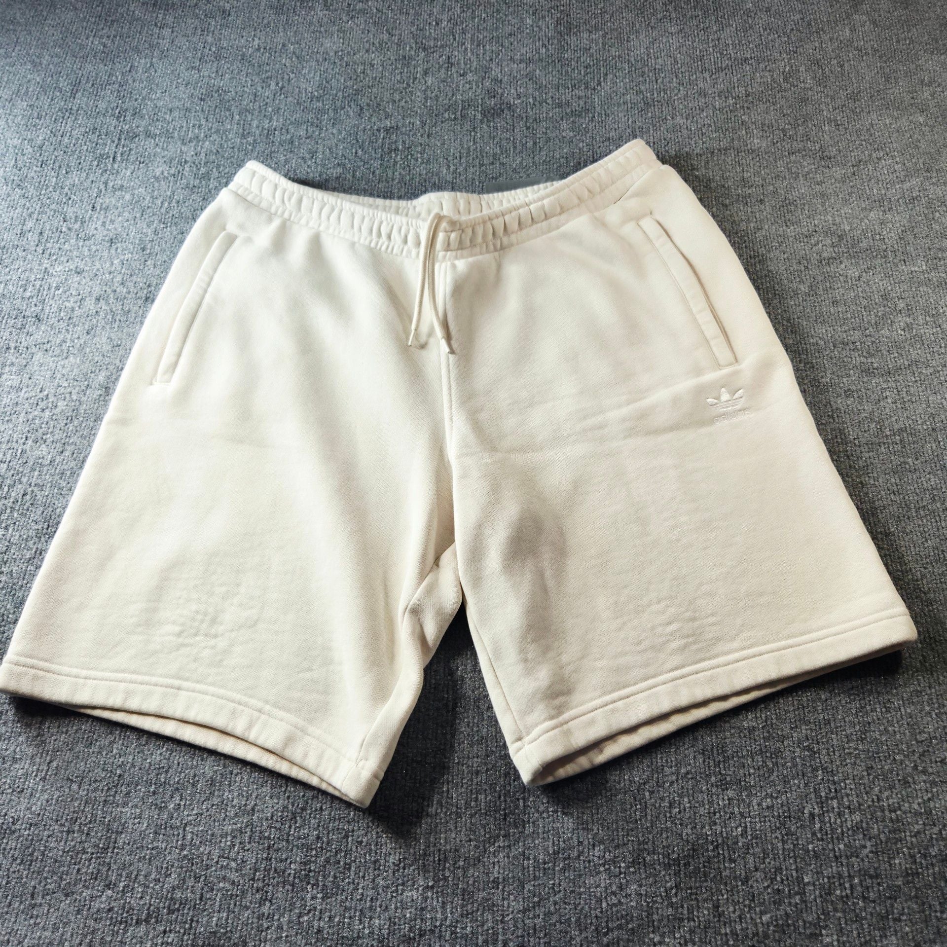 Adidas Trefoil Sweat Shorts Size US L Off White Cotton 2