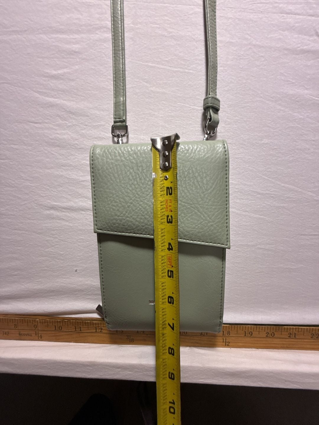 Matt & Nat Crossbody Bag Phone Holder Green Vegan Leather 5