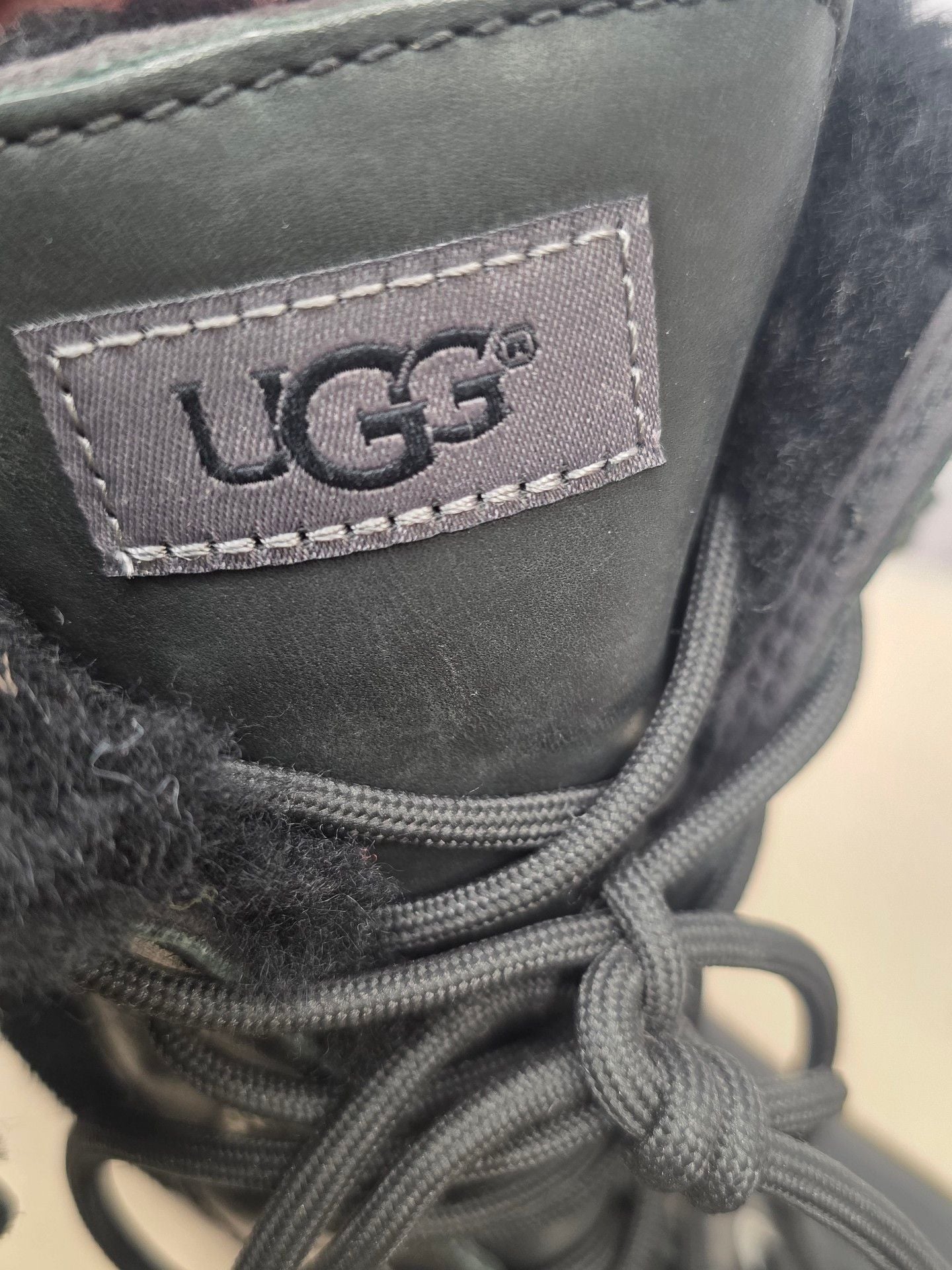 Ugg Butte Winter Boots Black Leather 6