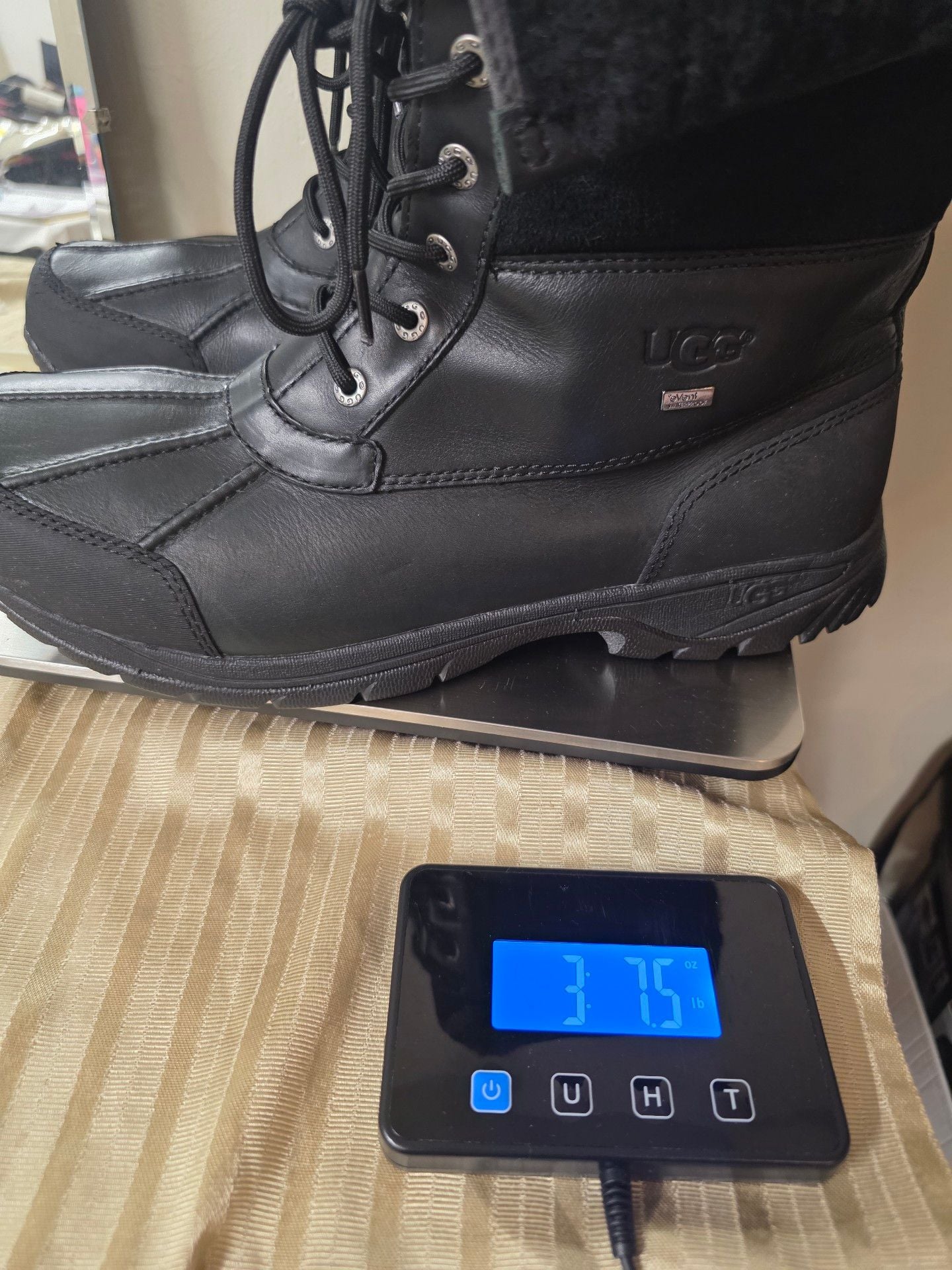 Ugg Butte Winter Boots Black Leather 12
