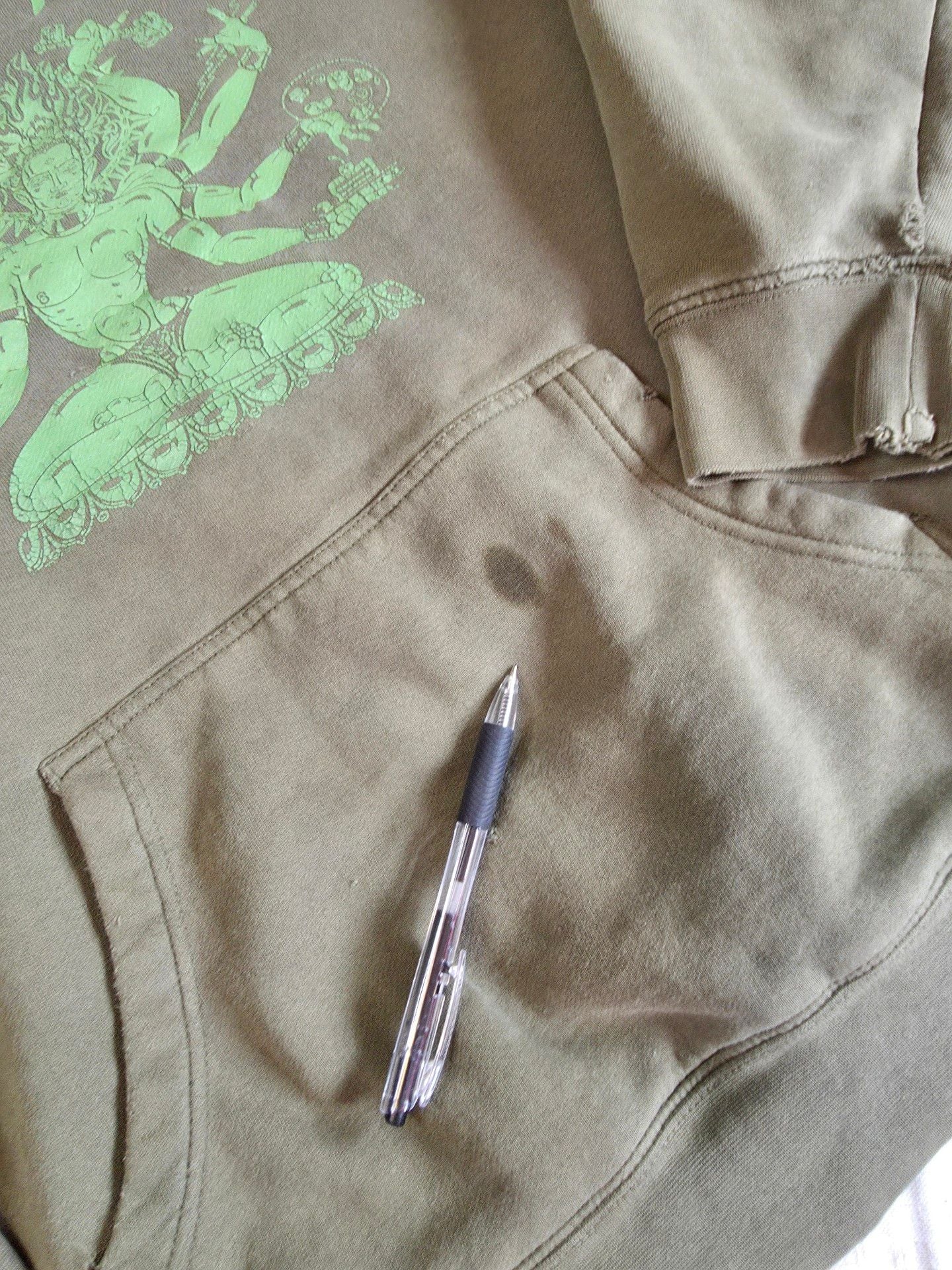 Swamis Graphic Hoodie Olive Green Pullover 5