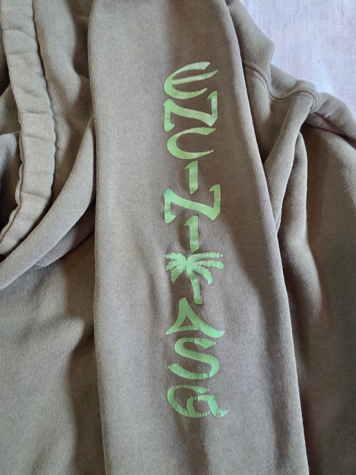 Swamis Graphic Hoodie Olive Green Pullover 16