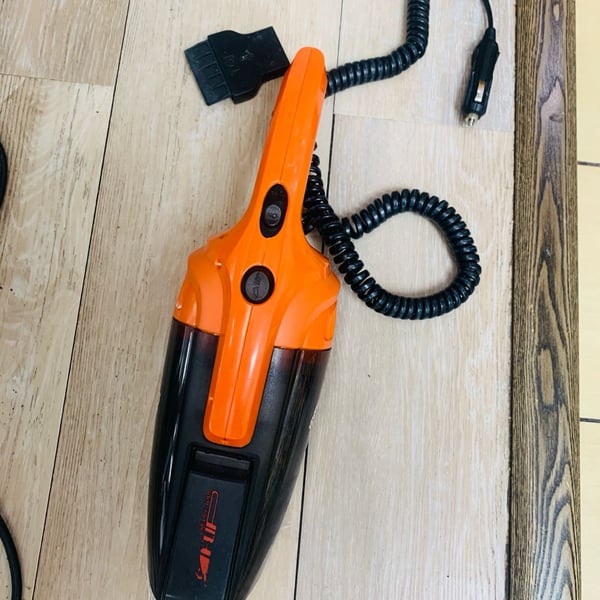 Armor All 12V Wet/Dry Car Vacuum Cleaner