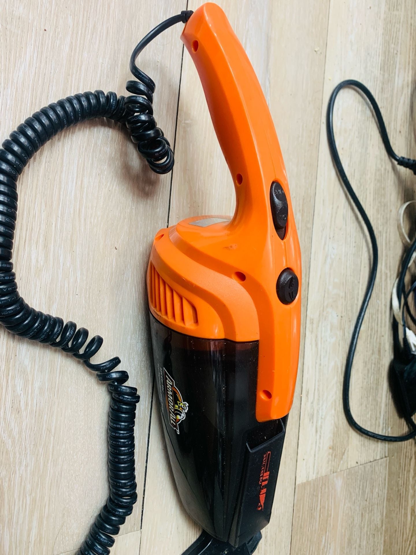 Armor All 12V Wet/Dry Car Vacuum Cleaner 4