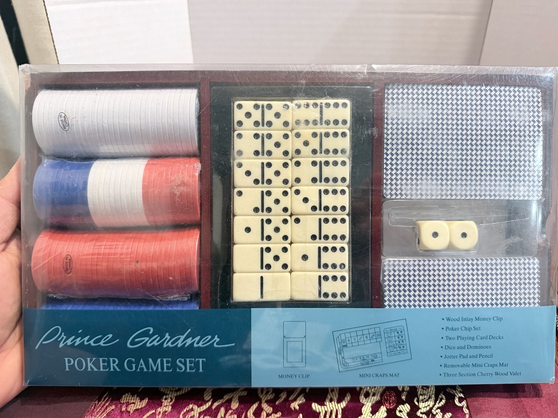 Prince Gardner Poker Game Set Cherry Wood Valet 3