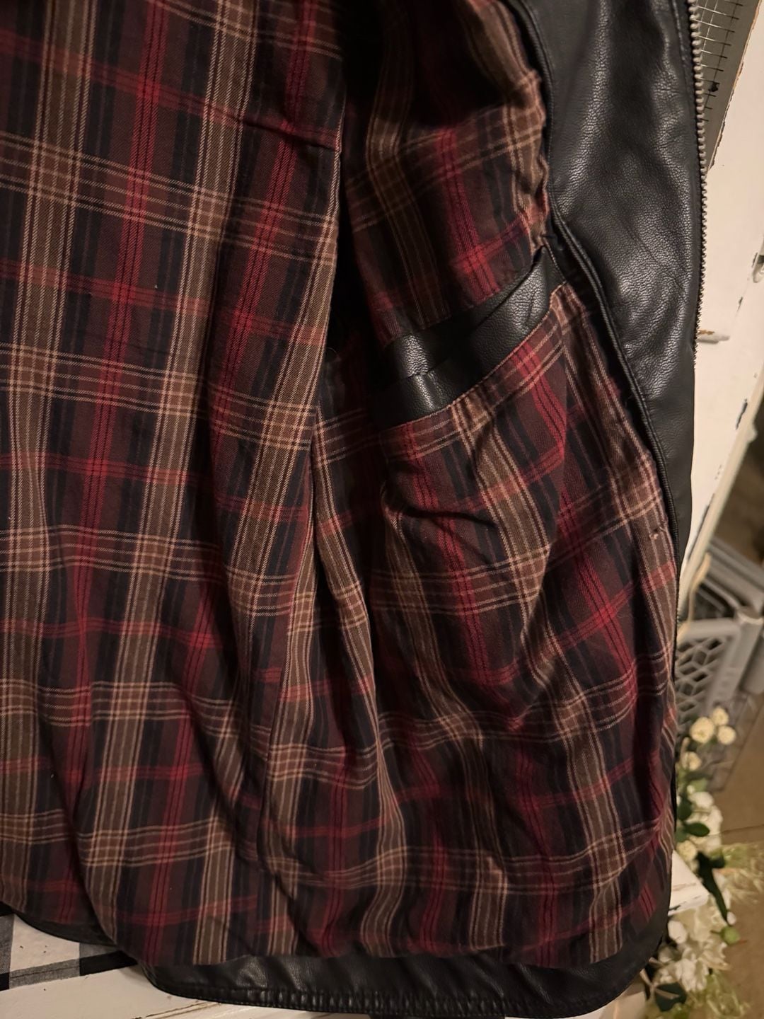 Guess Faux Leather Jacket Size XL Black Plaid Lined 6