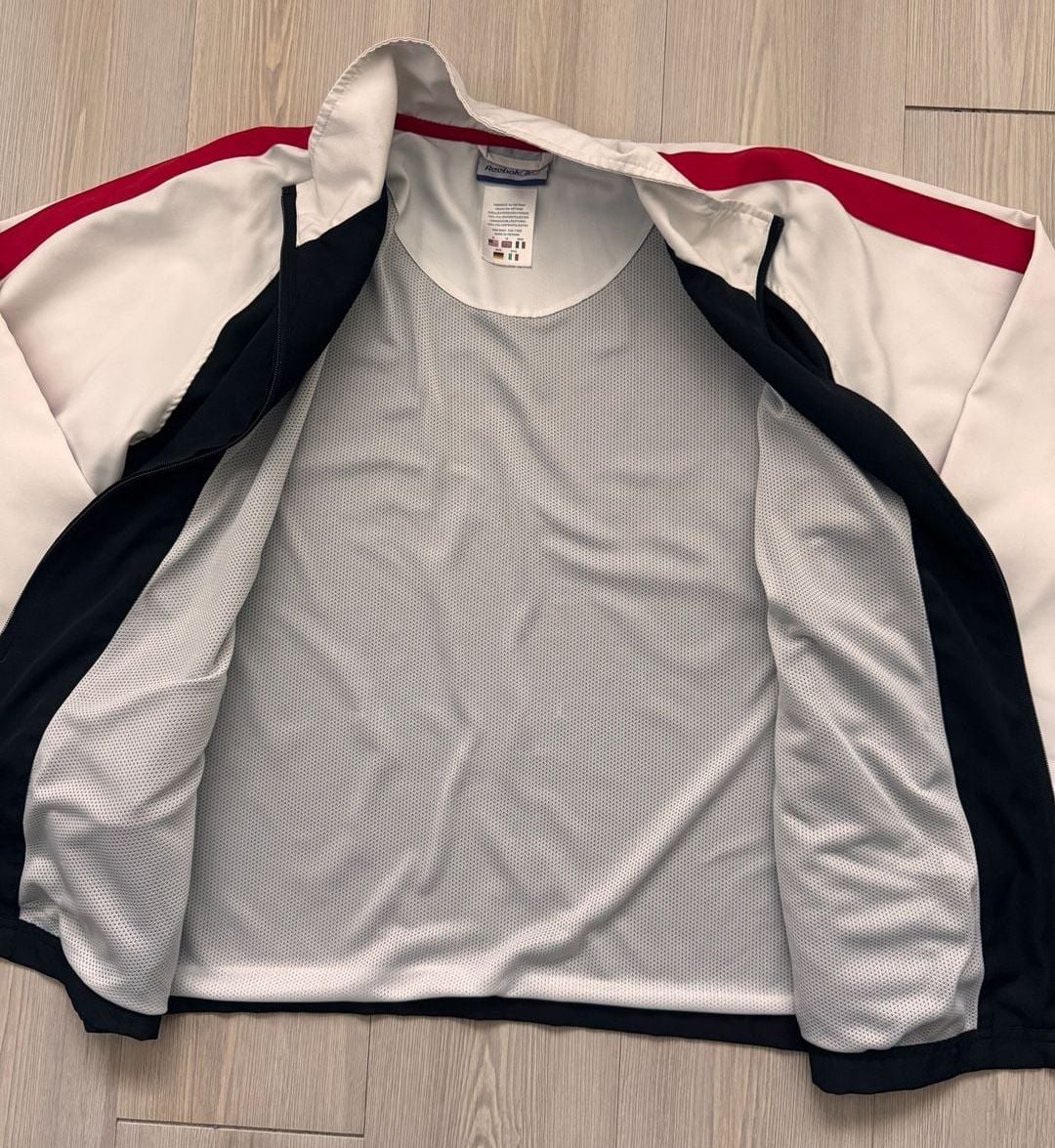 Vintage Y2K Retro Reebok Track Jacket Size M Black White Red Full Zip 90’s 8
