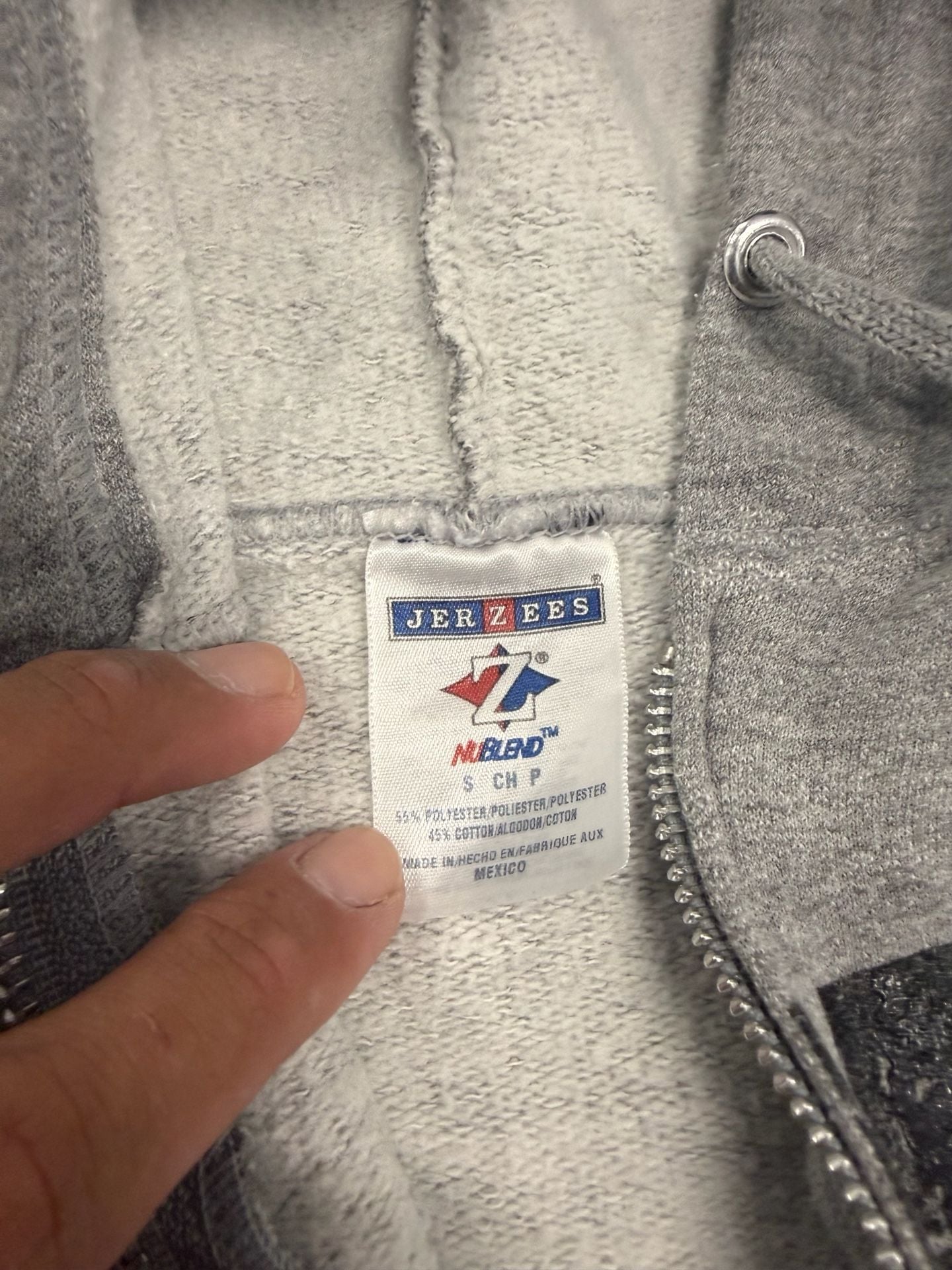 Product thumbnail 4