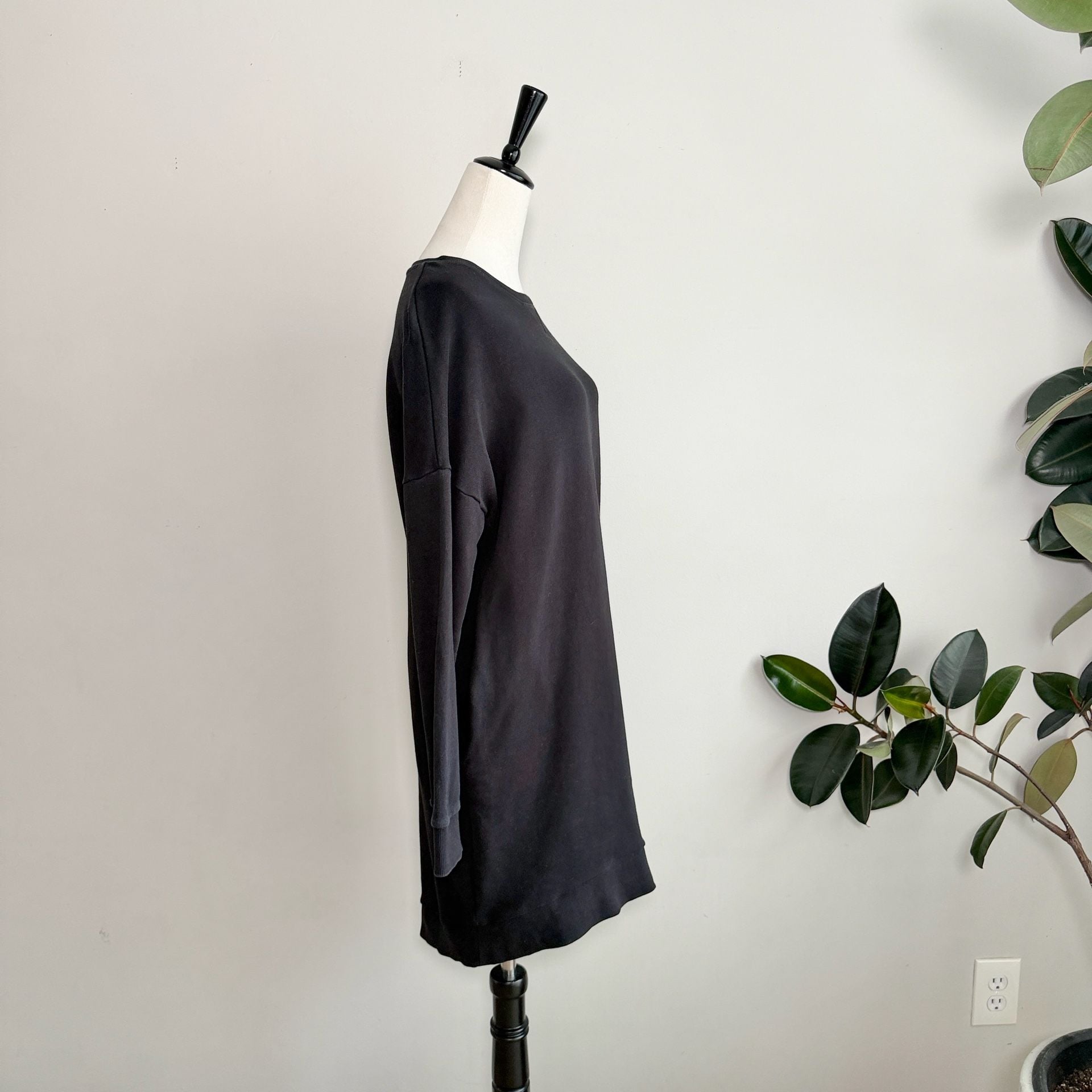 COS Sweatshirt Dress with V-Stitch Detail Minimalist S 9