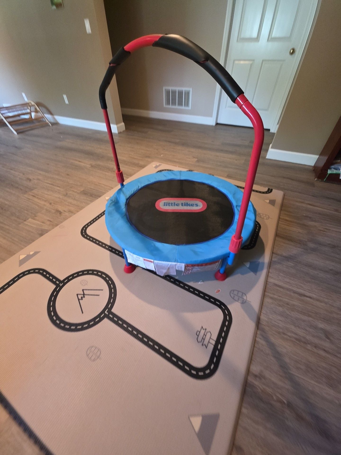Little Tikes Easy Store 3-ft. Trampoline, 2