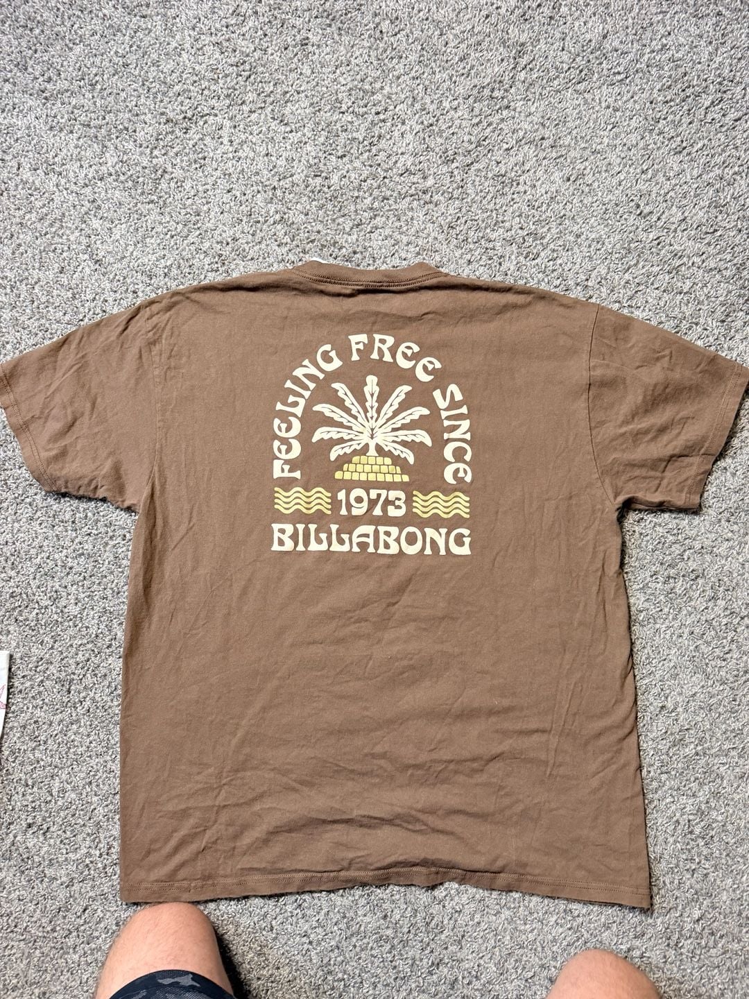 Billabong Graphic T-Shirt XL Brown Feeling Free 1973 Short Sleeve 3