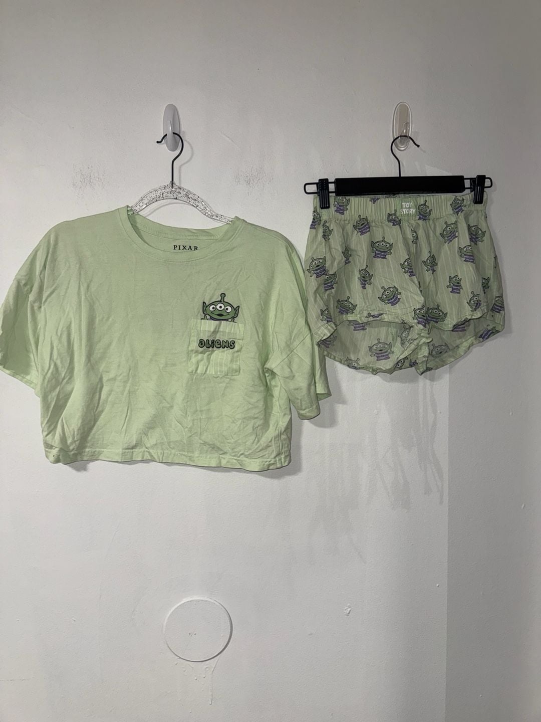 Pixar at Primark Toy Story Alien Pajama Set Size 0-2 Green 1