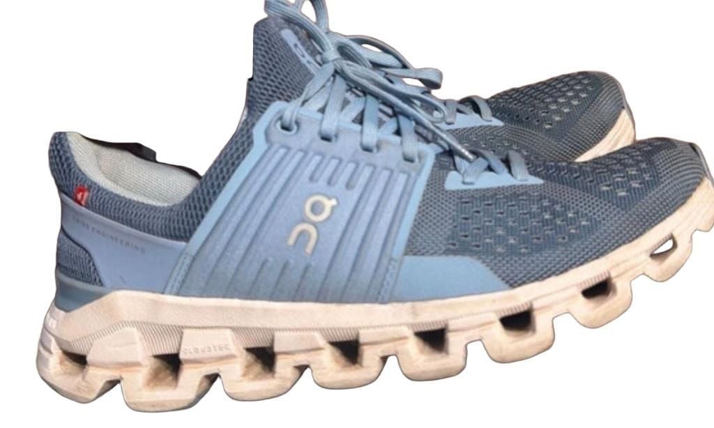 On Running Cloudswift Size 8 Lake Sky Blue Sneakers 4