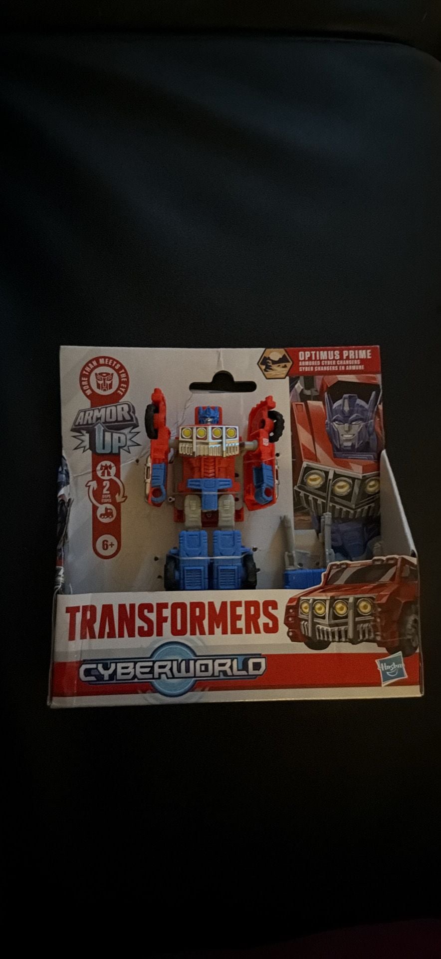 New Hasbro Transformers Cyberworld Armored Cyber Changers Optimus Prime 1