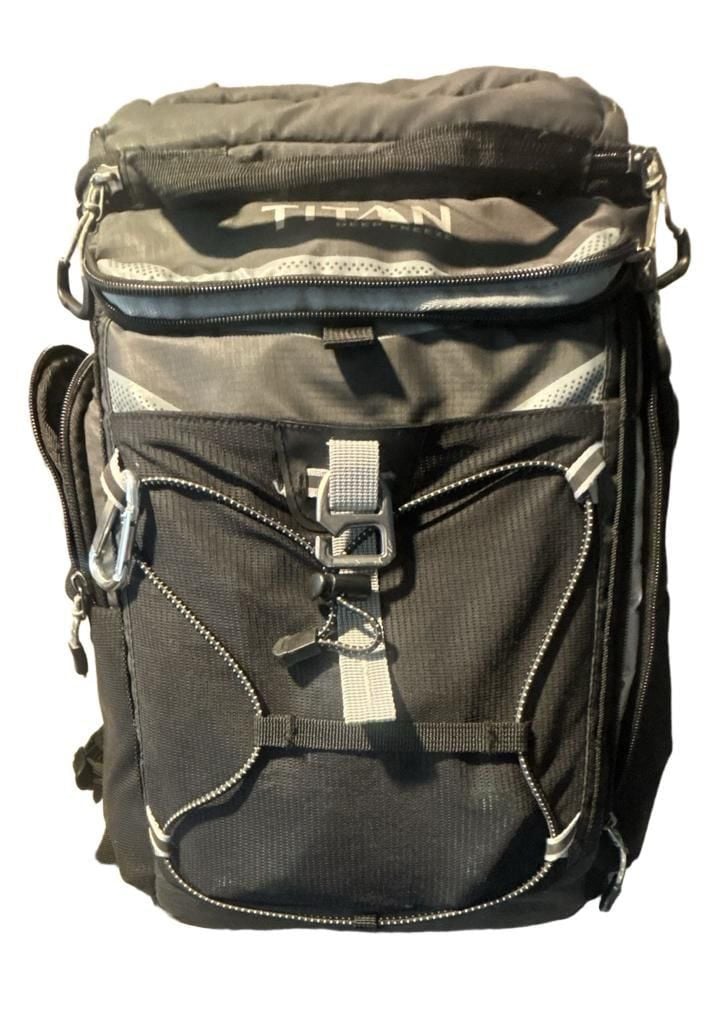 Arctic Zone Titan Deep Freeze 24 Can Backpack Cooler Black 5
