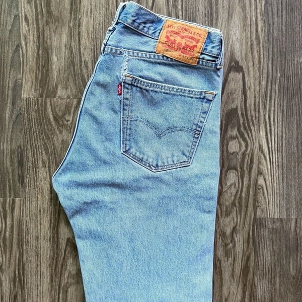 Vintage Levi's 505 Regular Fit Straight Leg Jeans, Light Wash, Men's Size 33x34