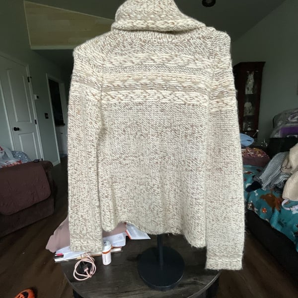GAP Cowl Neck Sweater Size M Cream Wool Angora Blend Chunky Knit