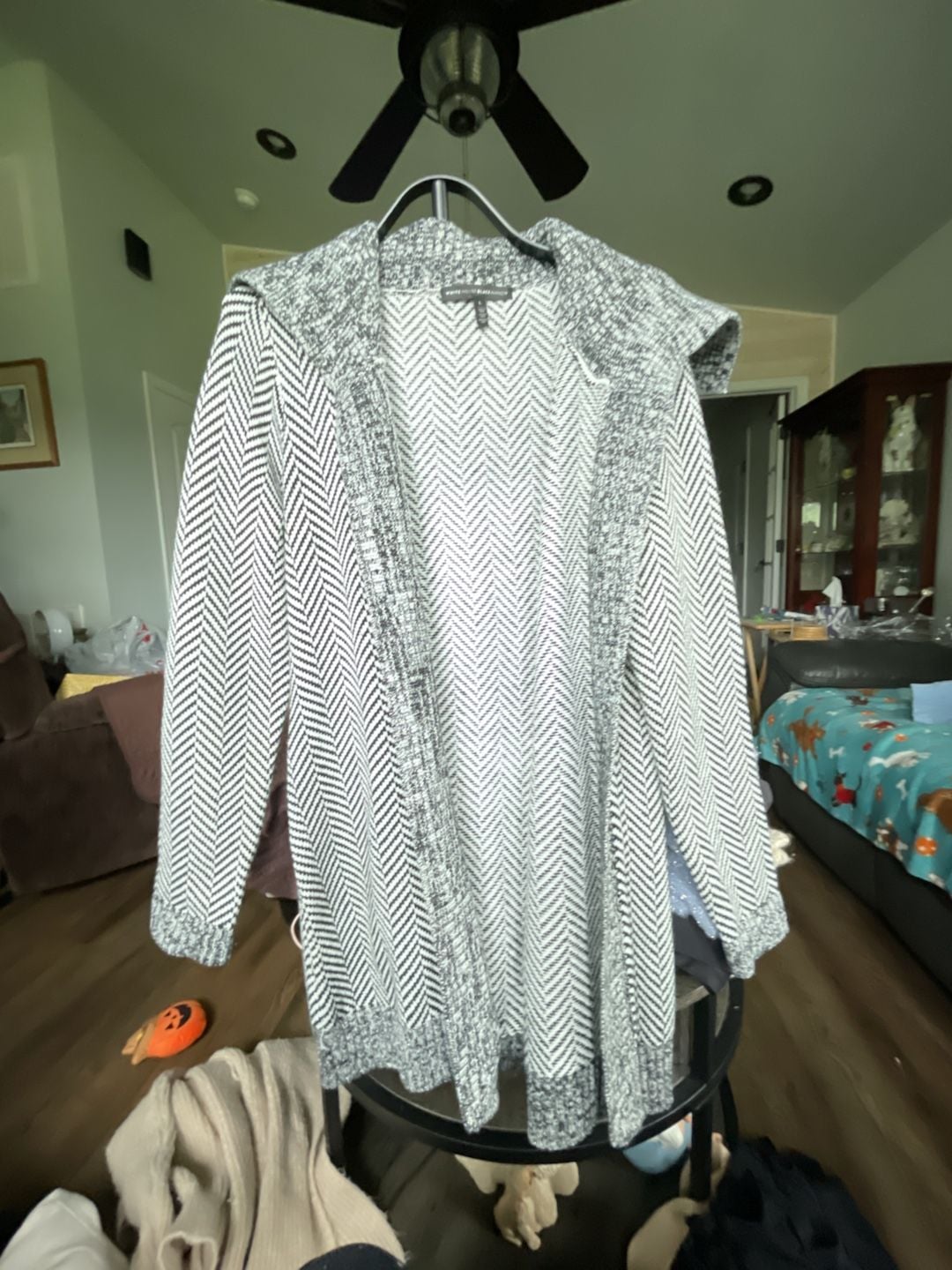 White House Black Market Cardigan Sweater Size L Black White Herringbone 2