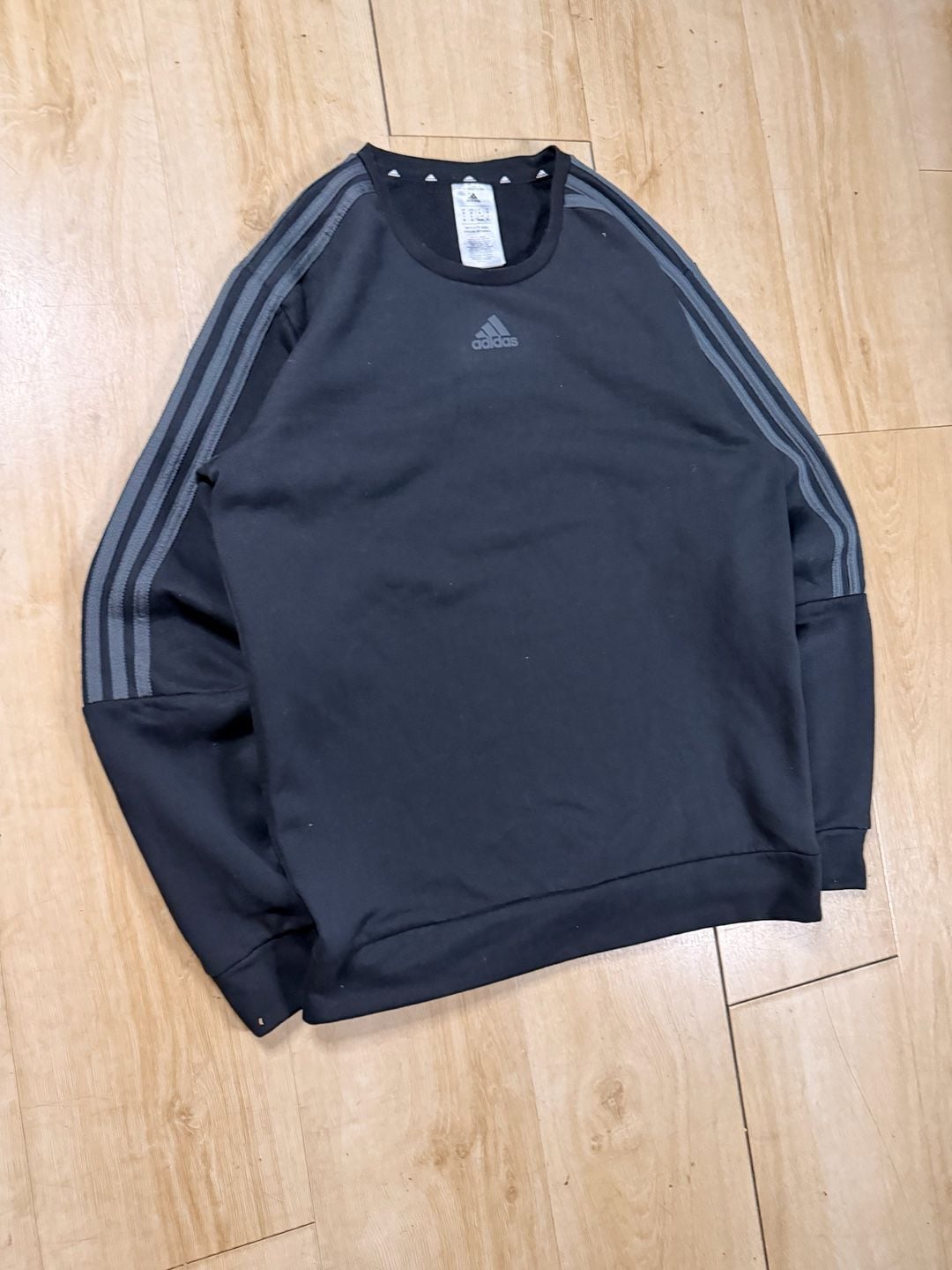 Adidas Crewneck Sweatshirt Black 4